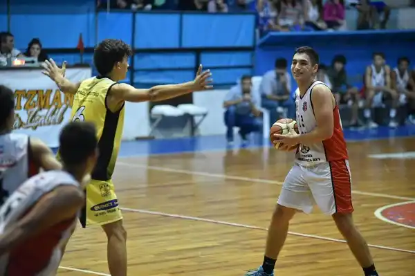 Debut y victoria para Gualeguaychú en el Entrerriano U17