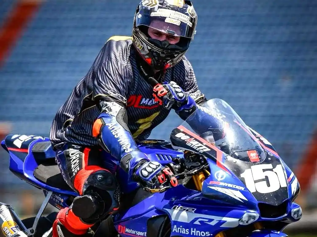 Donatti corre la tercera fecha en Interlagos.Foto:IG agu.donatti.151