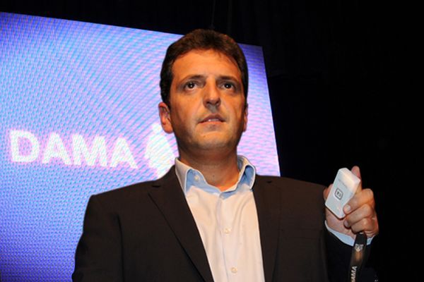 Massa presenta el botón antipánico domiciliario