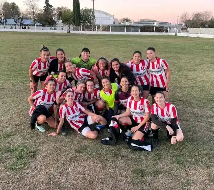 Fútbol femenino: Se jugó gran parte de la 3era. fecha