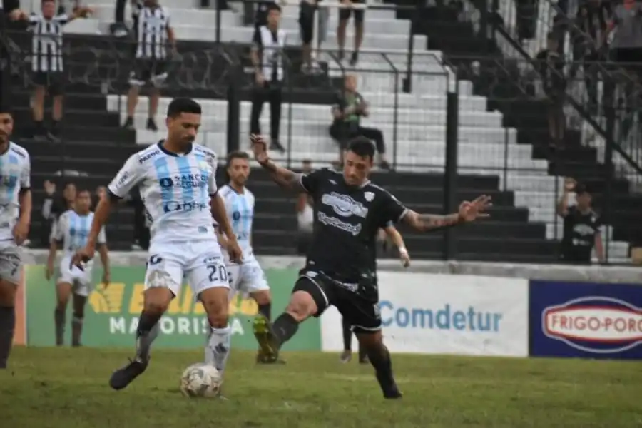 Al borde del abismo: Atlético volvió a perder