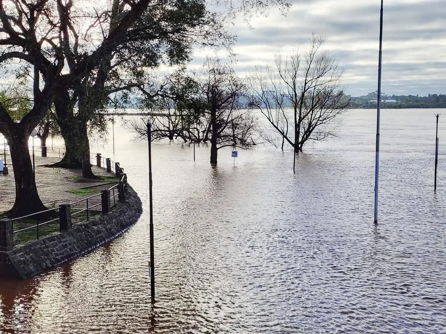 Aclaran que la crecida del río Uruguay no tiene vinculación directa con El Niño