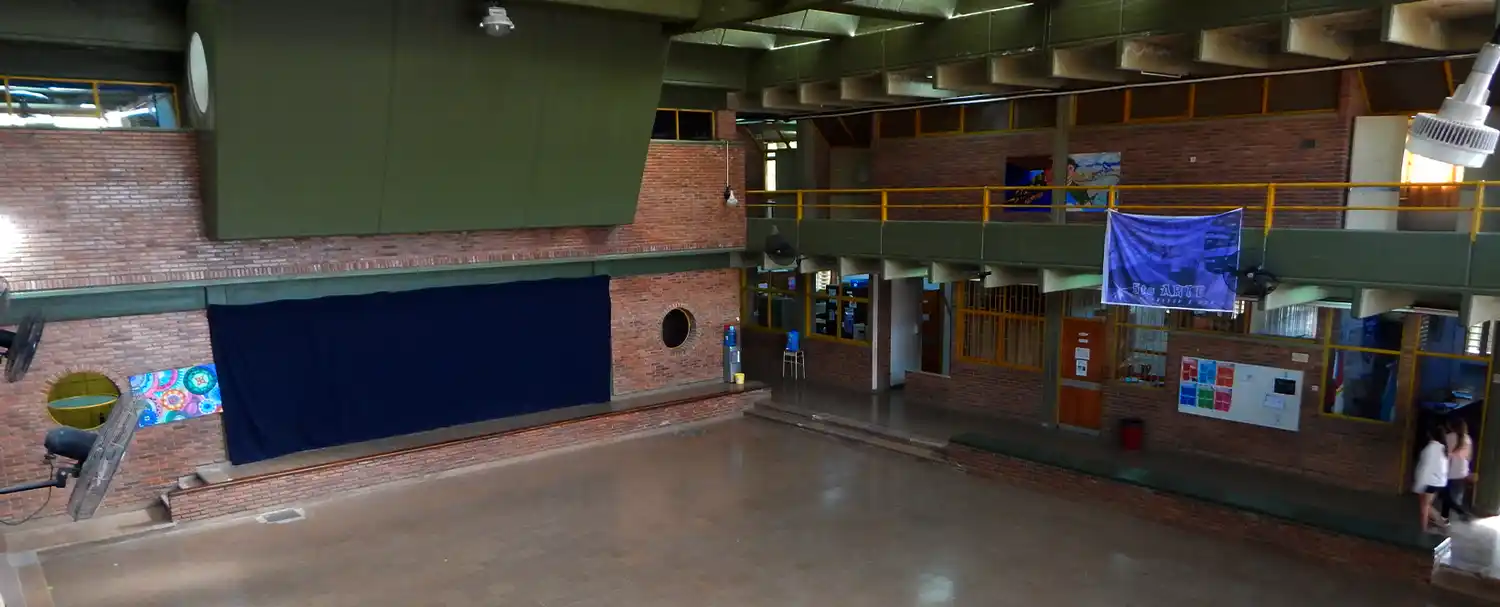 "Gritó '¡sorpresa!' y empezó a disparar": el crudo relato del tiroteo en la escuela de San Cristóbal