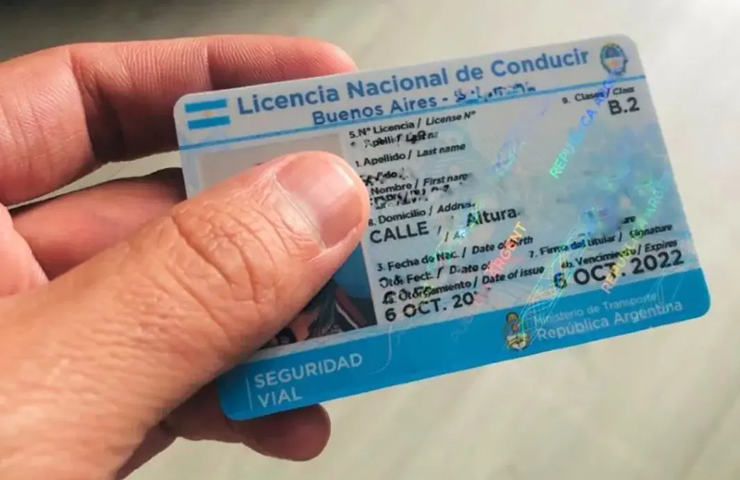 Una licencia de conducir.