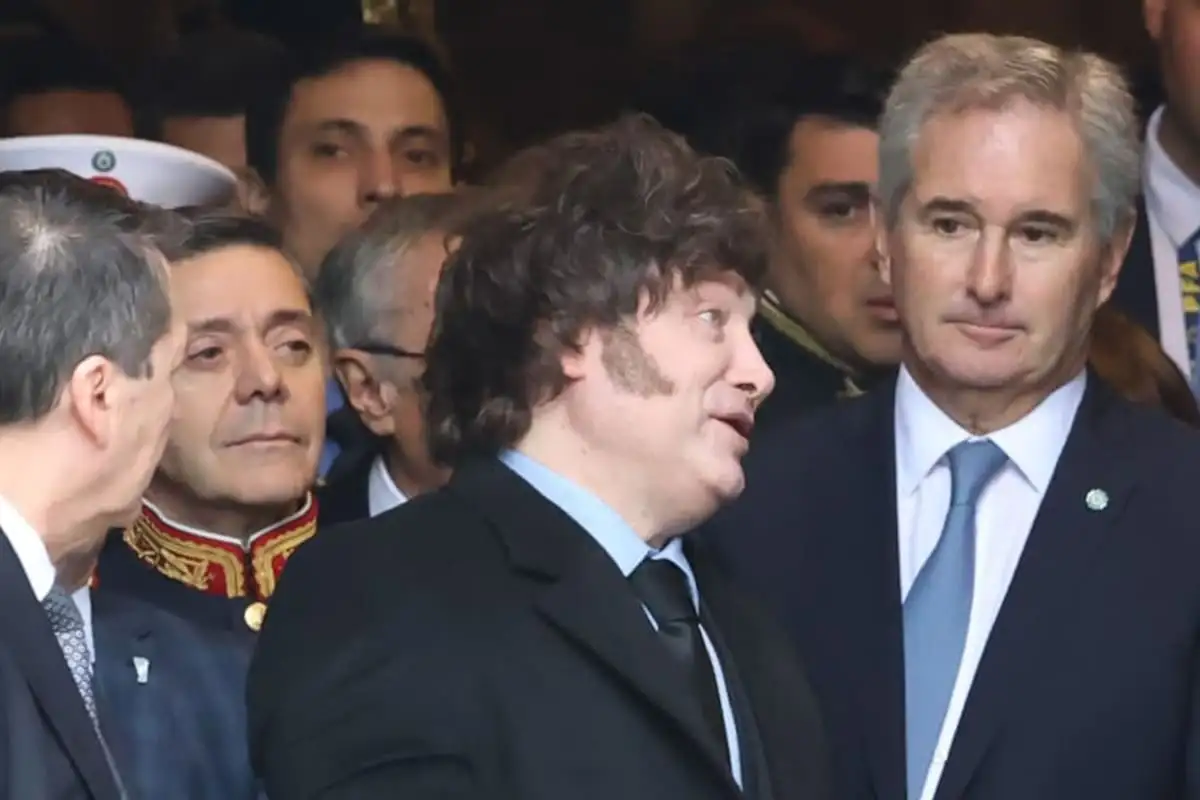 El gobierno nacional informó que se ha ordenado a los equipos de gobierno avanzar con las gestiones diplomáticas pertinentes.