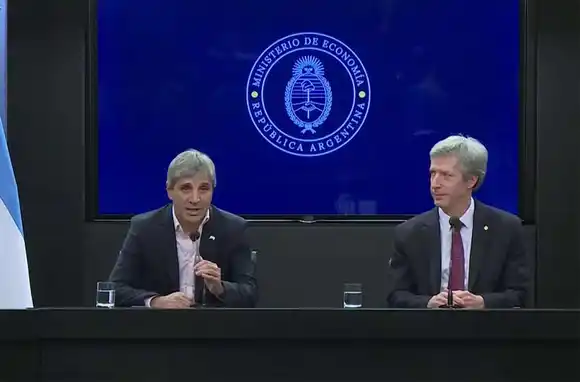 Caputo dijo que no "hay fecha para la salida del cepo" y habló de una "segunda etapa del plan de estabilización"