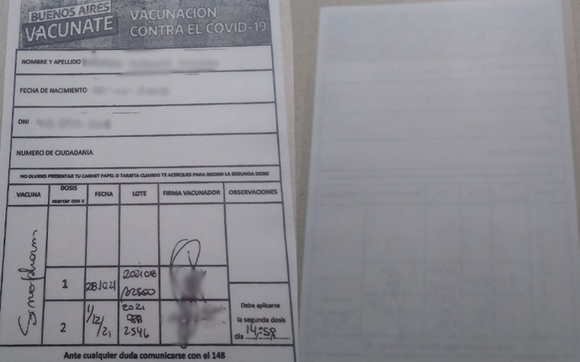 Denuncian la circulación de carnets de vacunación “truchos”
