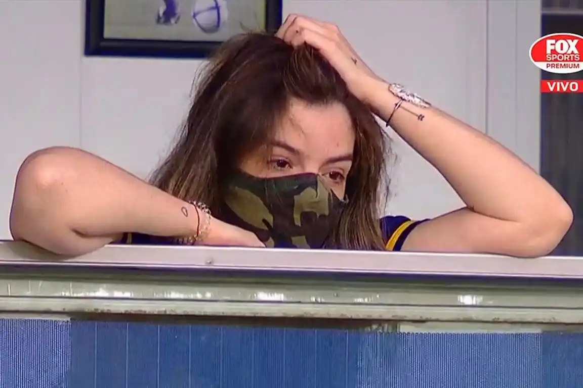 Emotivo homenaje de Boca frente al palco de Diego tras el golazo de Cardona