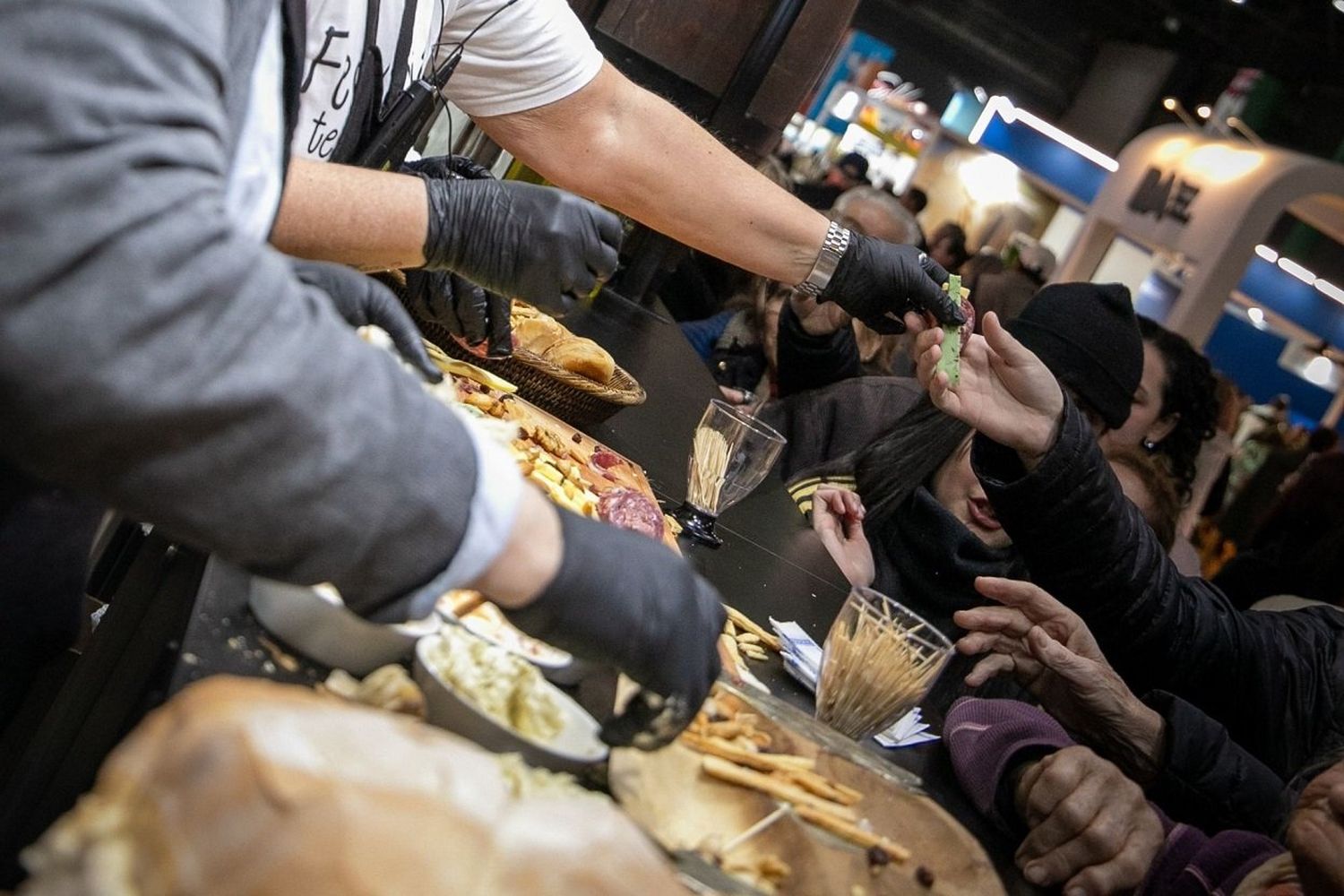 Capacitacion en manipulación de alimentos a municipios que ofrecen degustaciones