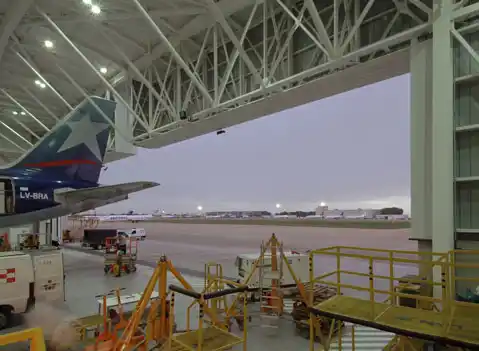 Conflicto con LAN: Fallo judicial frena el desalojo de Aeroparque