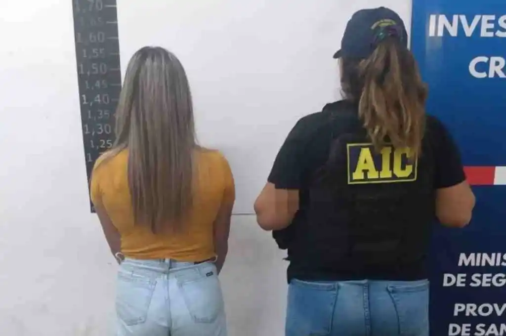 Cayó una banda de presos extorsionadores de la Cárcel de Coronda: hay tres mujeres detenidas