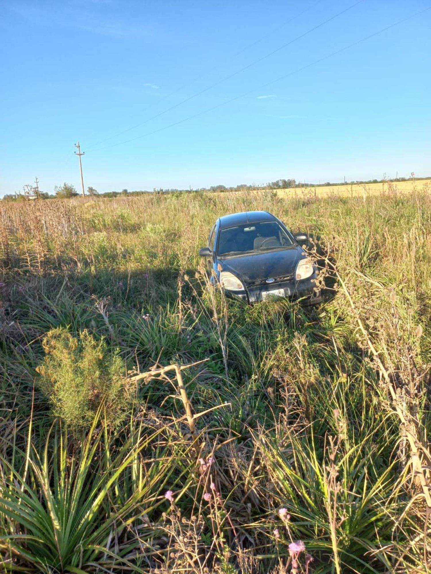 Un automóvil despistó en la Ruta 18