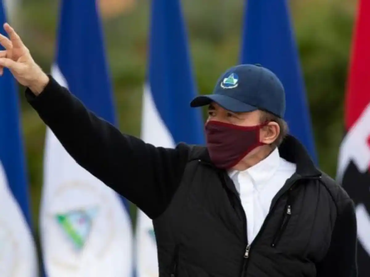 Nicaragüenses eligen presidente, con Ortega como favorito