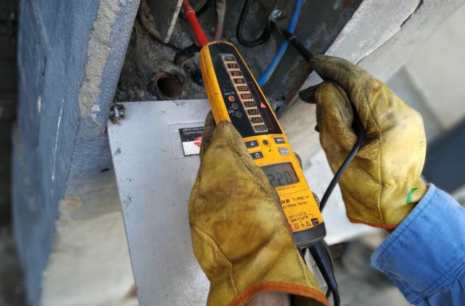 La EPE realiza tareas de reparación en la ciudad tras 4 días consecutivos de consumo record por la ola de calor