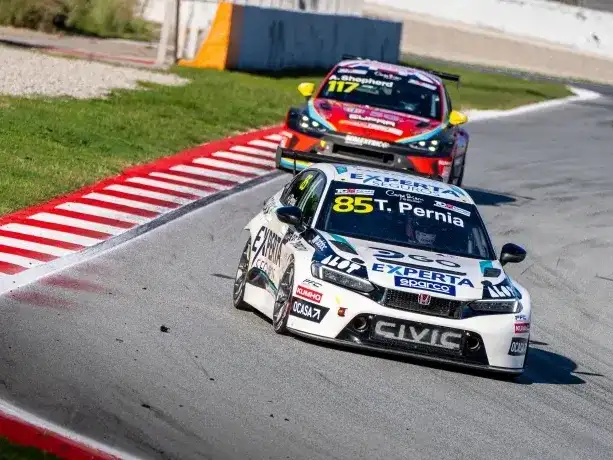 Tiago Pernía, 11° en Barcelona