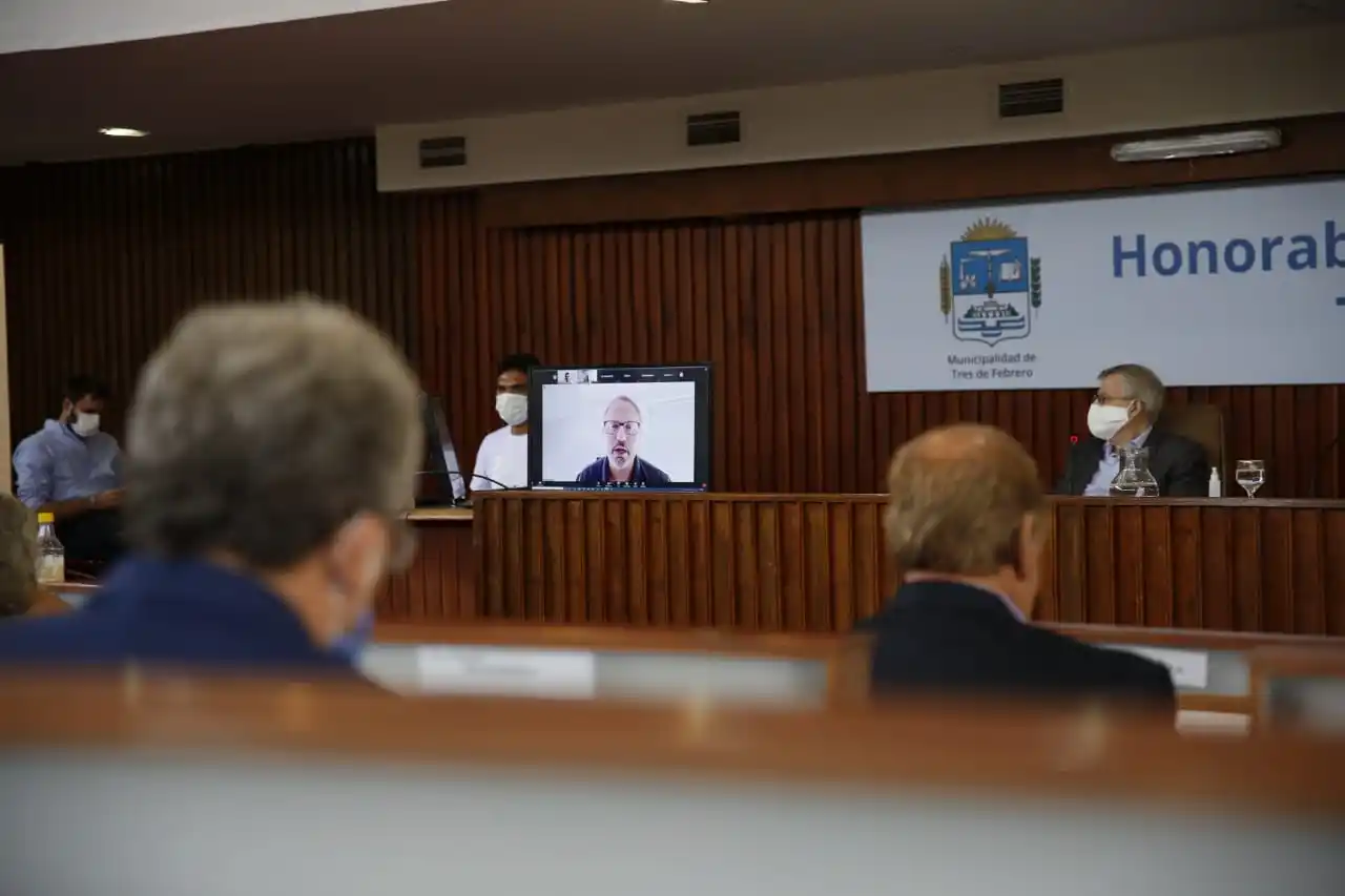 Apertura legislativa en Tres de Febrero: Valenzuela abrió el año desde su casa aislado por Covid-19