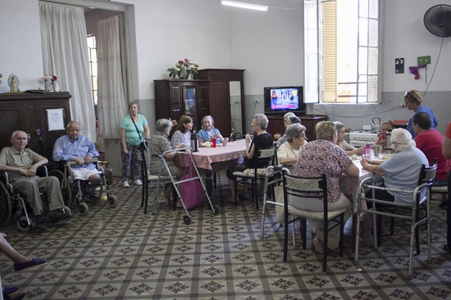 Una señora del Asilo de Ancianos perdió su documentación: piden colaboración de la ciudadanía