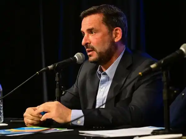 Escobar: Sujarchuk criticó los vetos de Milei a la emergencia pediátrica y al financiamiento educativo universitario