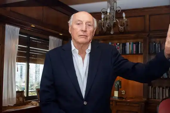 Kovalivker entregó su teléfono, pero ya se anunció que no se podrá “abrir”