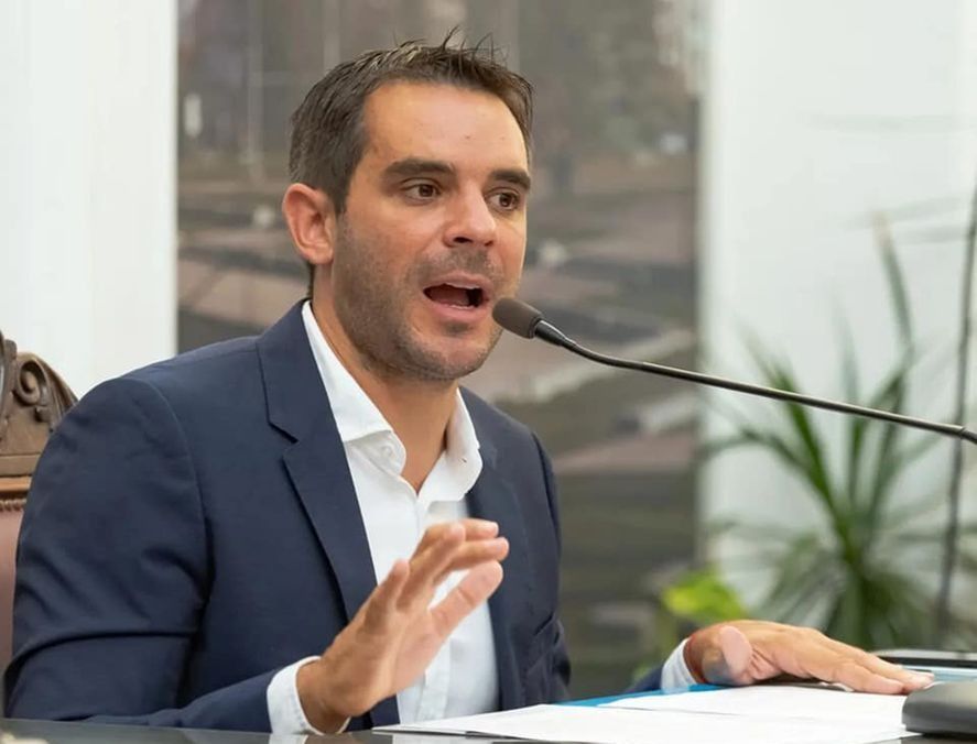 El intendente apuntó contra Javier Milei