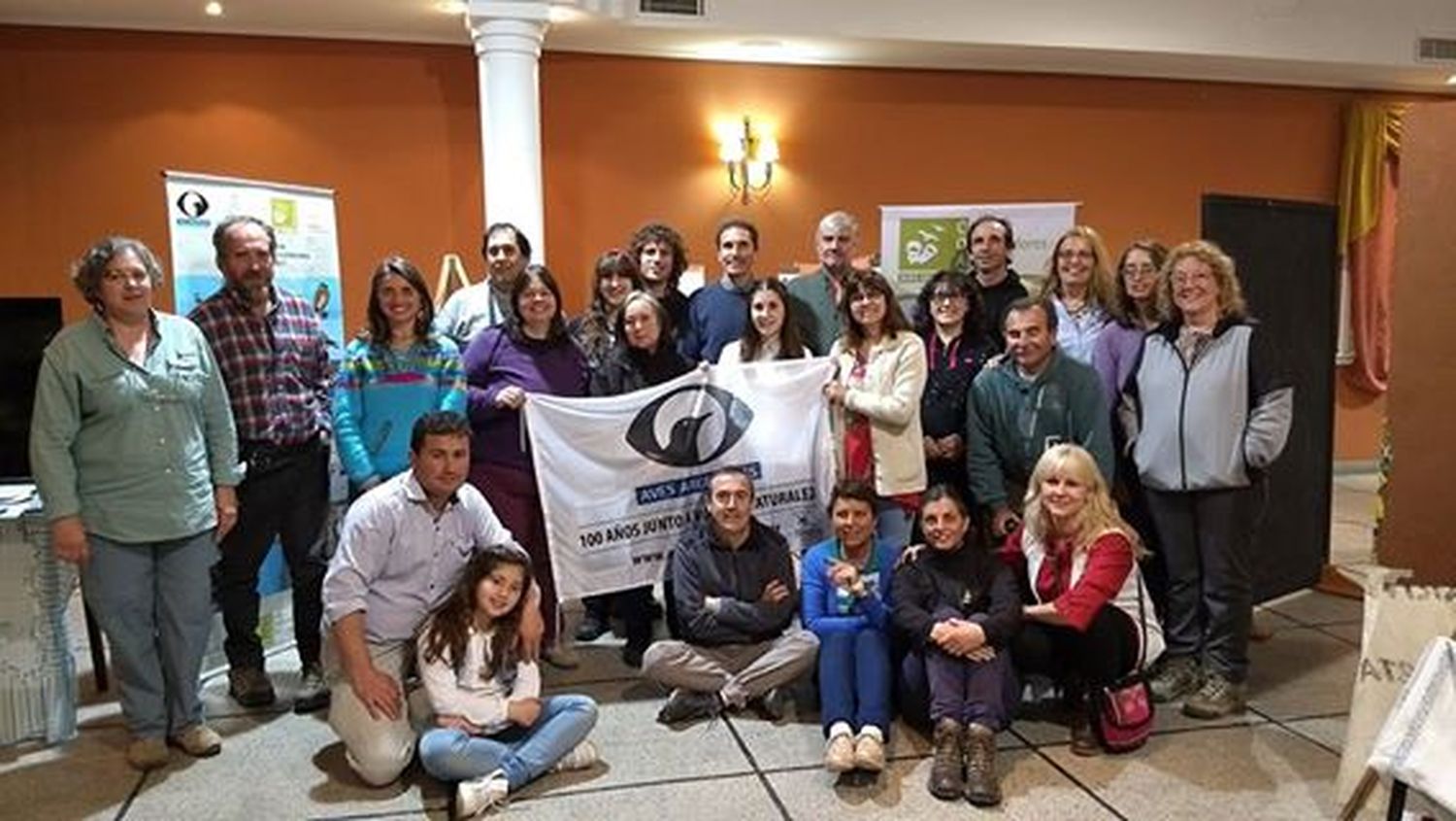 LOBERIA: Se realizó el primer encuentro de observadores de aves