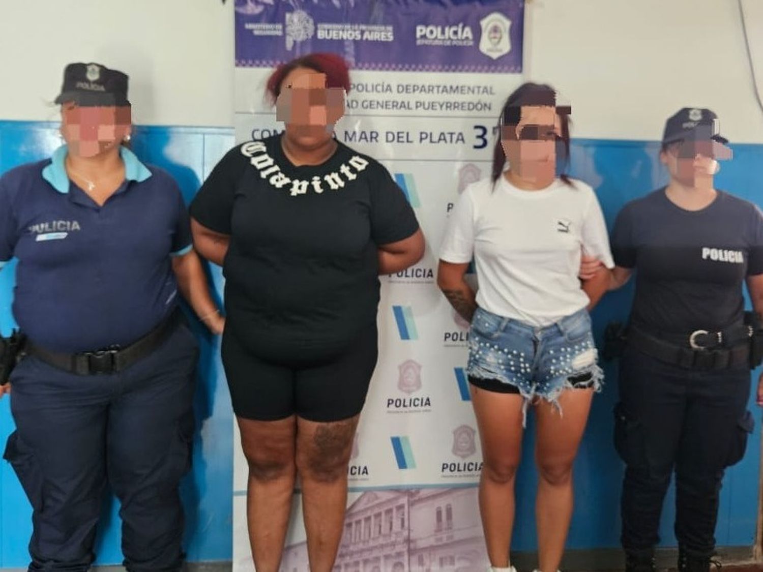 Encuentran a dos mujeres con inhibidores de alarma por la zona comercial de Juan B. Justo