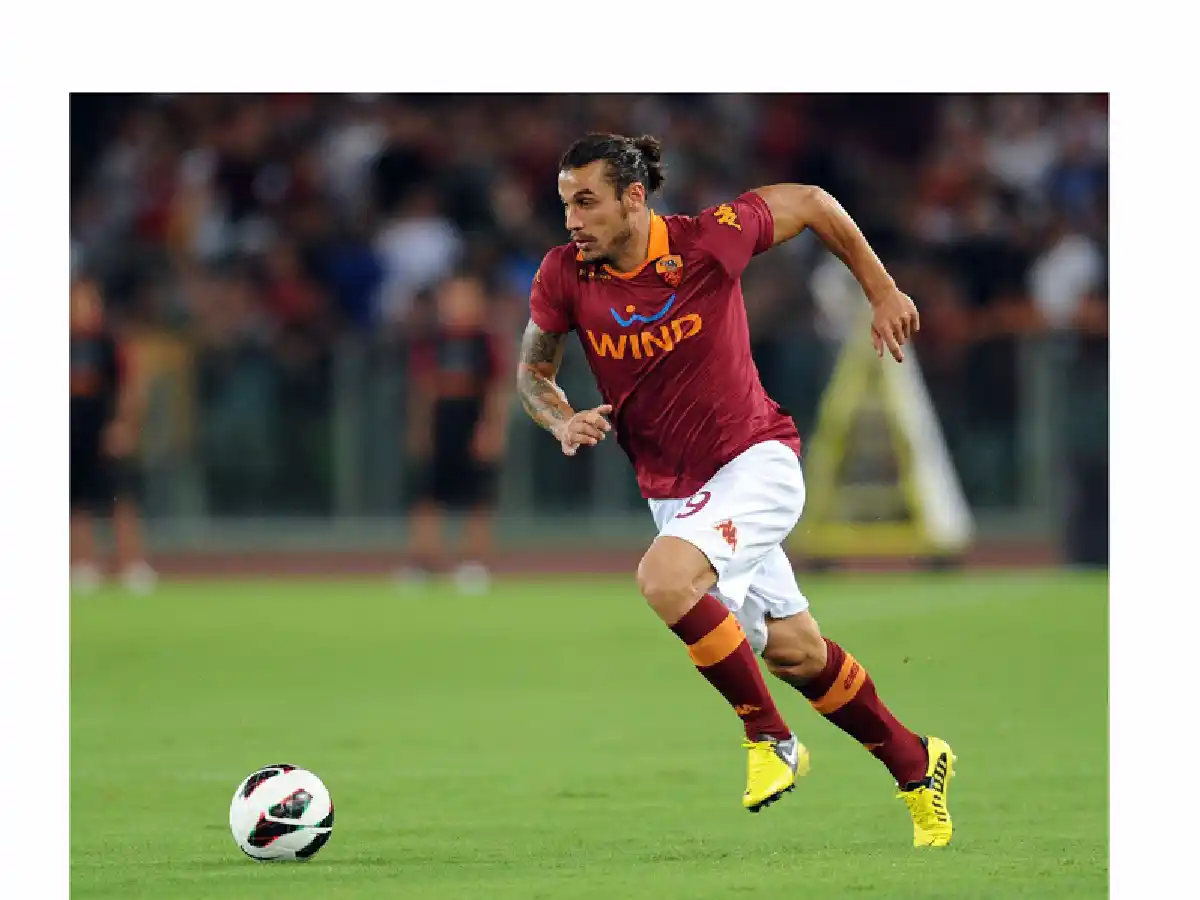 Osvaldo contó que en Roma casi lo "mata" la barrabrava