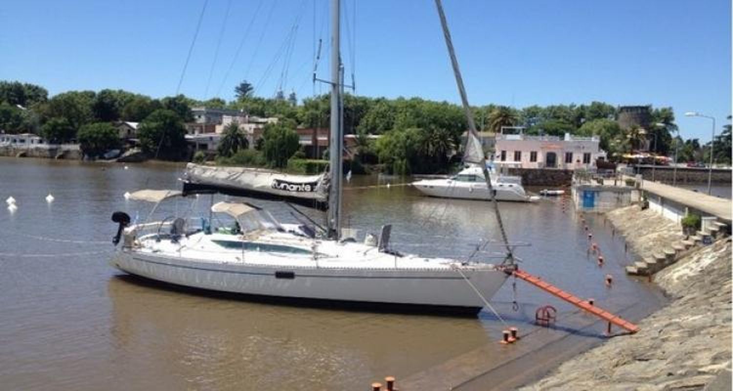 Naufragio en Brasil: Divisan objetos que podrían pertenecer al velero