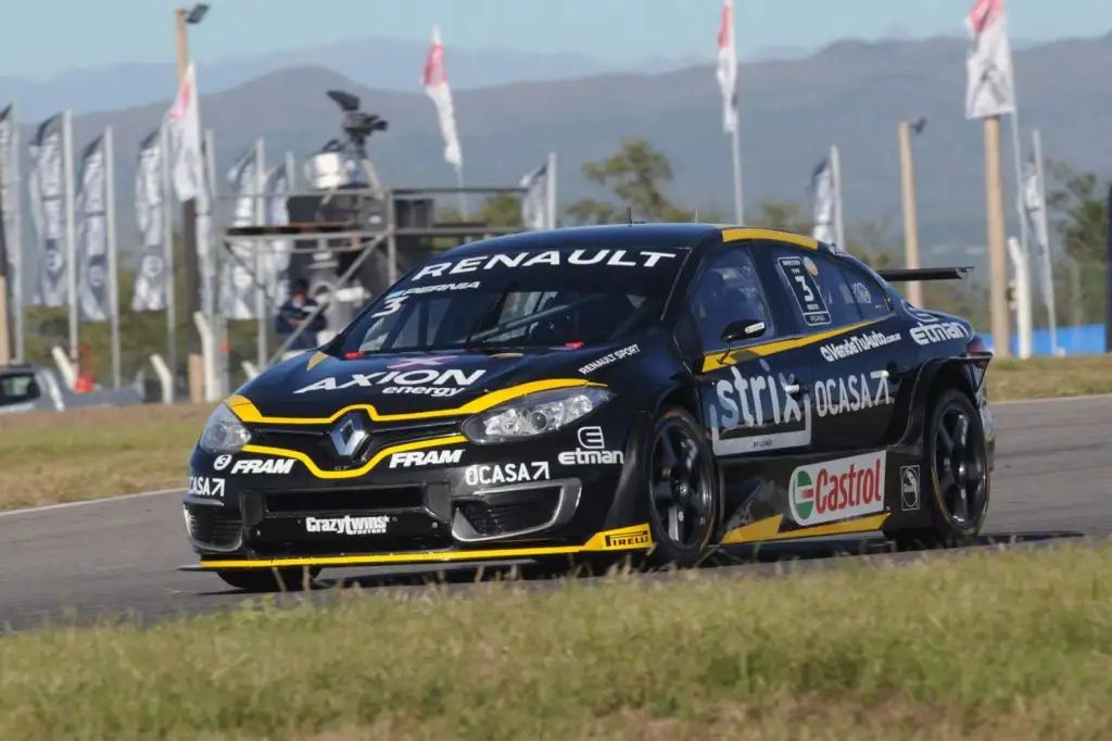 Pernía, dueño de la primera pole del año