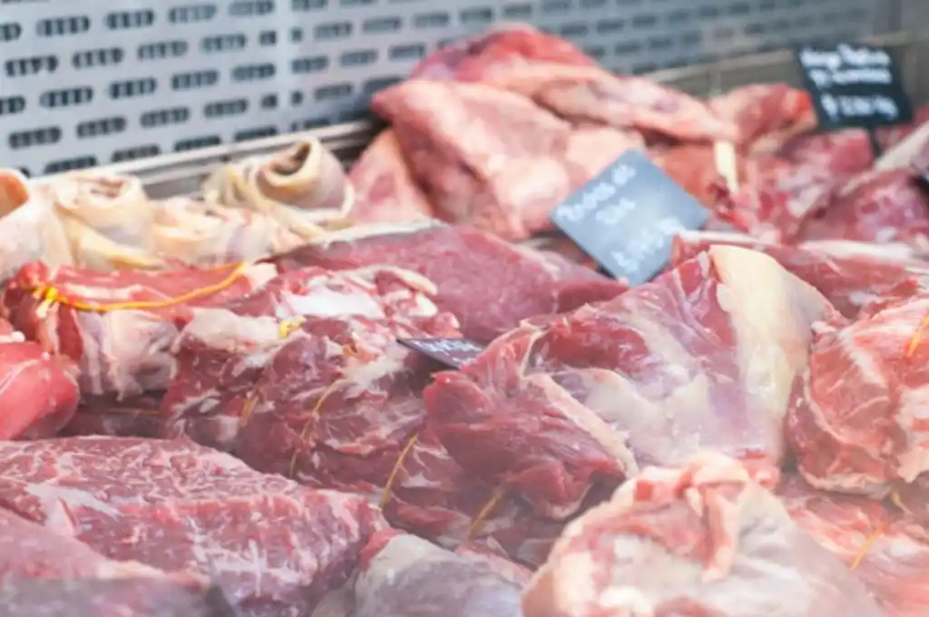 Rige el acuerdo del Gobierno con los frigoríficos para la baja de ocho cortes de carne