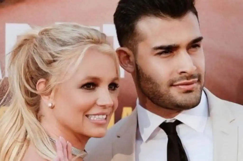 La  pareja contrajo matrimonio en junio de 2022.