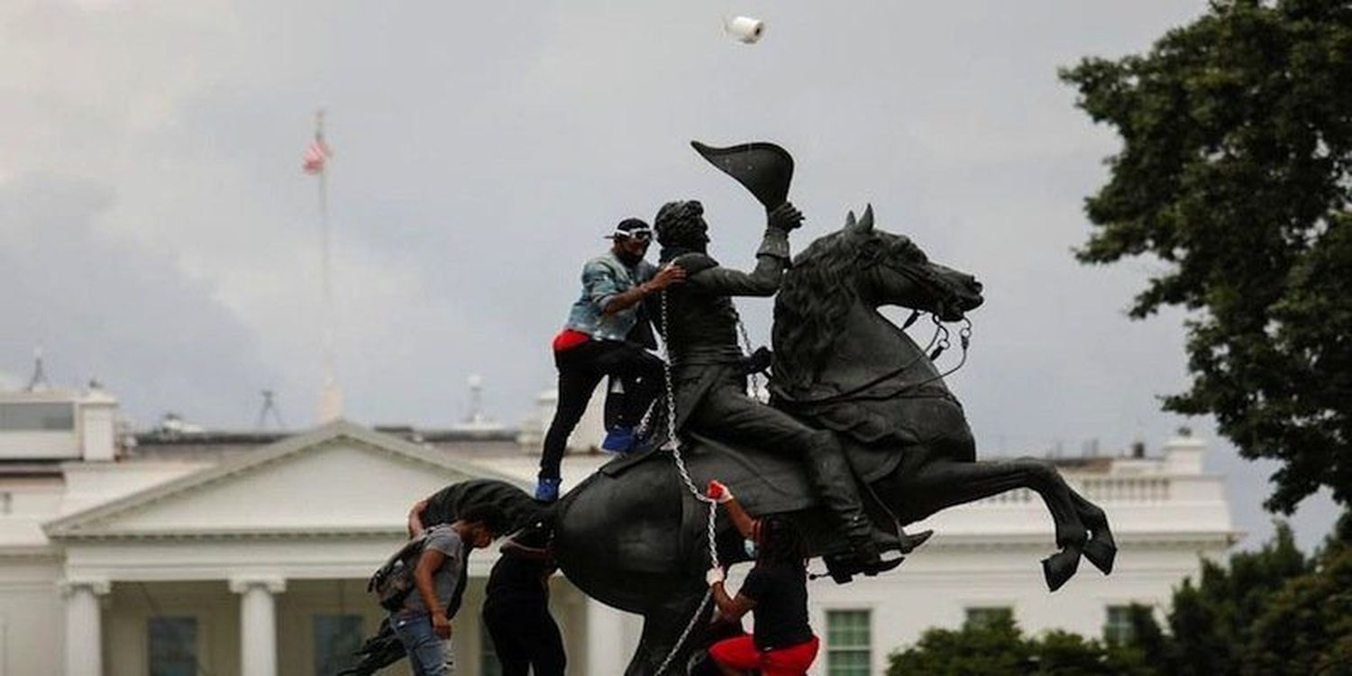 Trump autoriza detener a quienes destruyan monumentos o estatuas