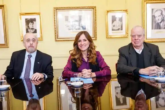 Tolosa Paz anunció que los trabajadores rurales mantendrán la Tarjeta Alimentar cuando sean registrados