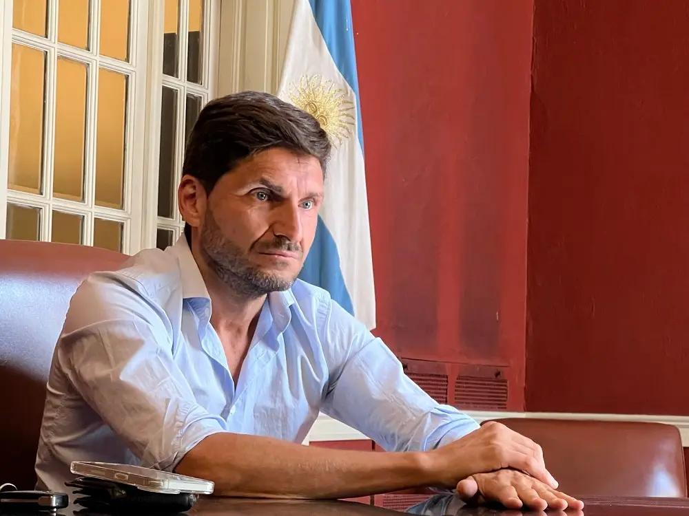 Pullaro valoró las medidas para sostener el empleo en Santa Fe, en un contexto nacional de crisis.