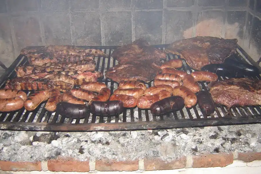El 70% de los argentinos dice que debió restringir el consumo de asado en medio de la pérdida de poder adquisitivo