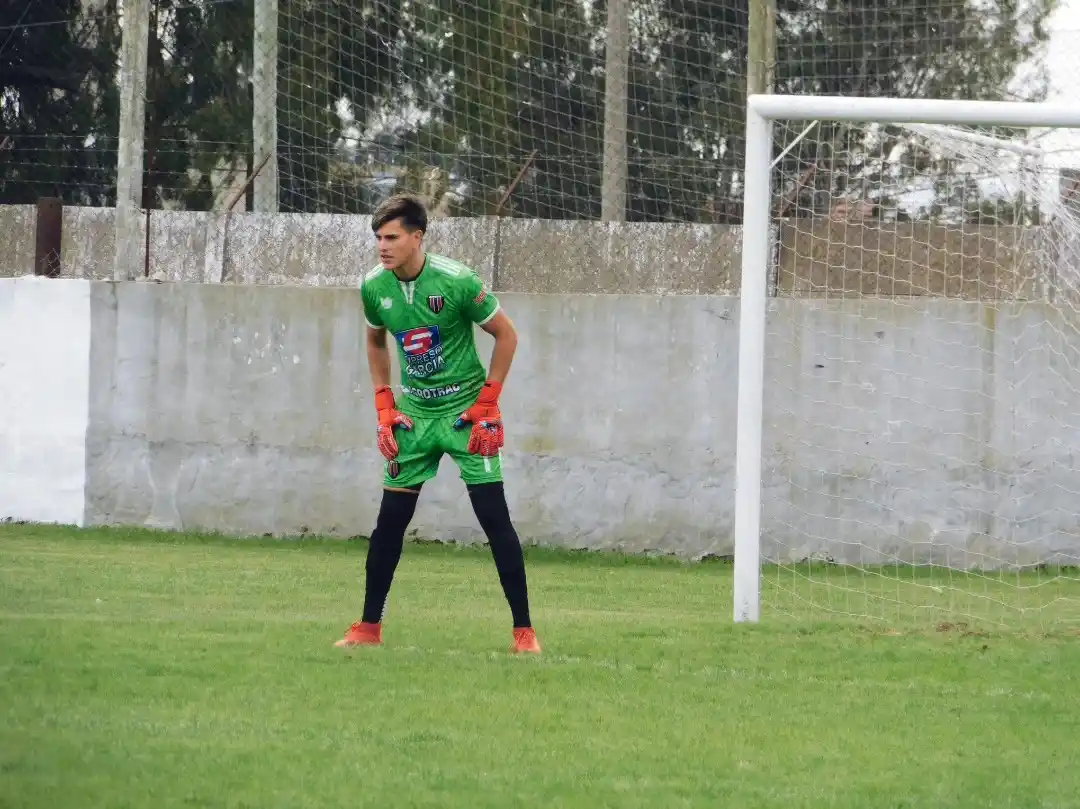 Tomás Pérez Pinto, arquero de Ferro.