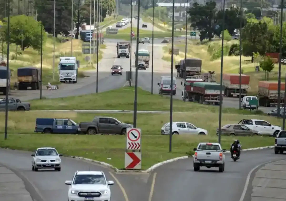 El secretario de Planeamiento y Obras Públicas, Luciano Lafosse, expuso ante la Justicia federal los reclamos y las propuestas del Municipio para mejorar la seguridad vial en la Ruta Nacional 226.