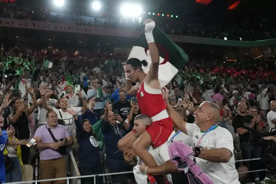 Imane Khelif anunció que competirá en el boxeo profesional