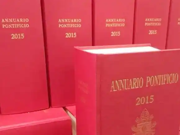 Vaticano: El Anuario Pontificio se hace digital