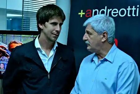 Andreotti consideró histórico el triunfo del Frente Renovador