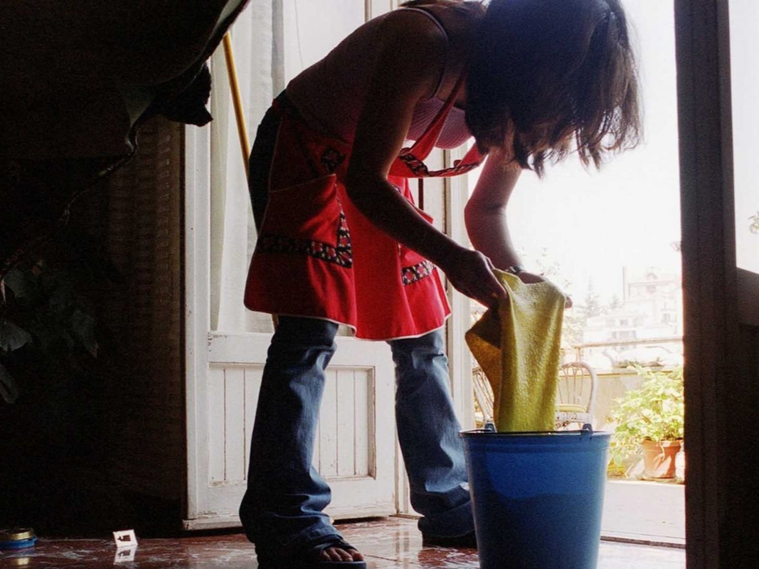 Siete de cada diez empleadas domésticas son sostén de hogar