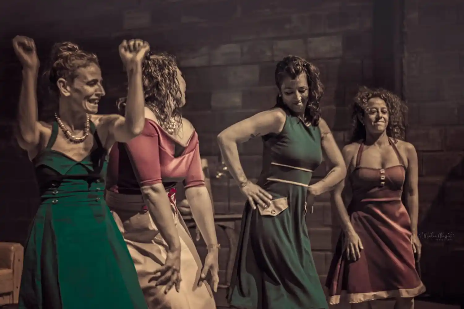 Actrices, bailarinas, dramaturgas y directoras serán protagonistas del ciclo Domingos de Teatro en La Usina