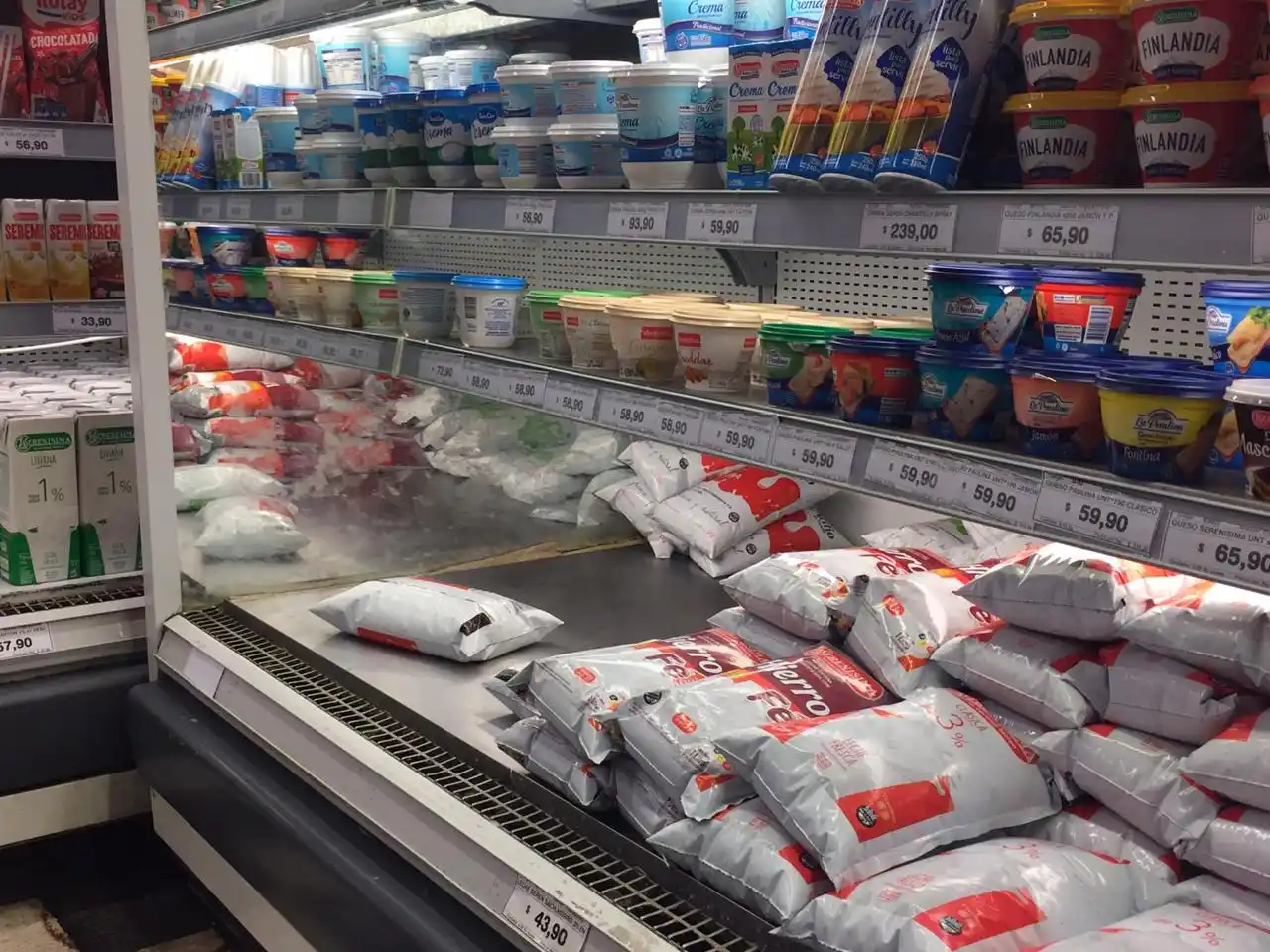 Por la baja en la producción lechera, continúa la falta de segundas marcas lácteas  