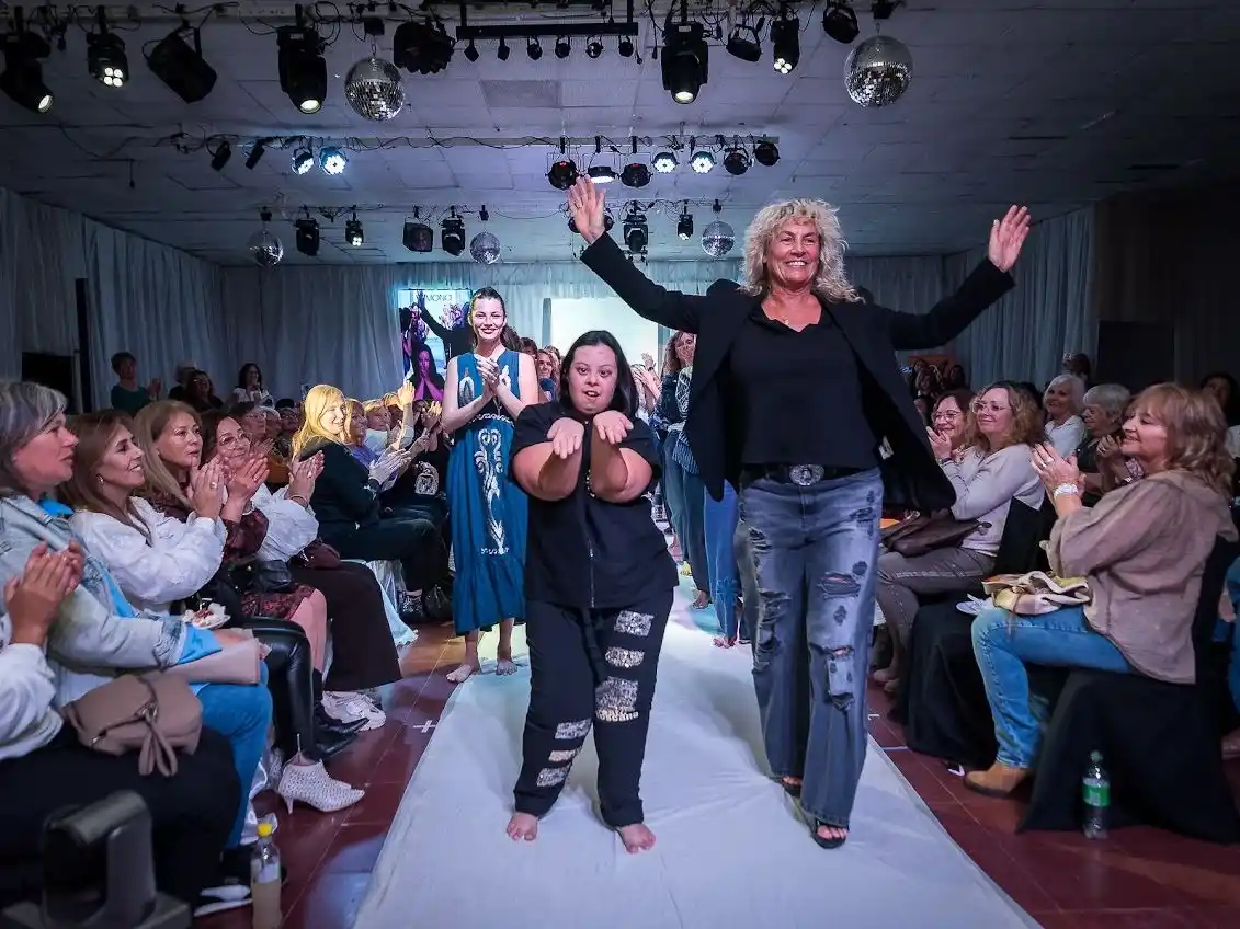 Una verdadera fiesta de la moda y la comunidad.