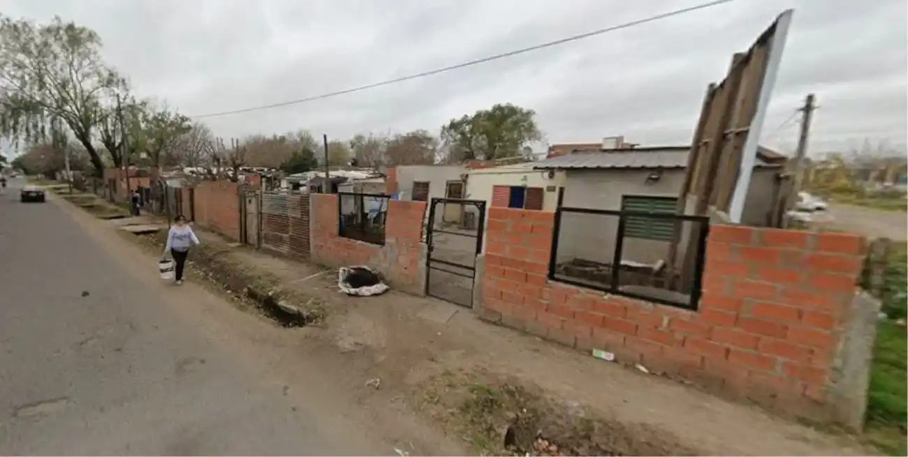 Horror en Rosario: hallaron una persona muerta, con un corte profundo en el cuello