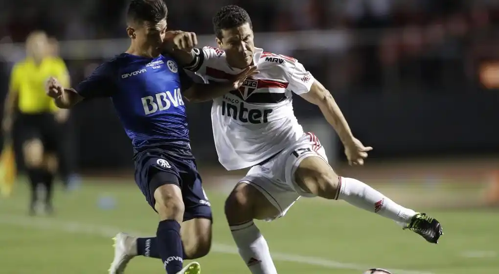 Talleres igualó con San Pablo y avanzó de fase