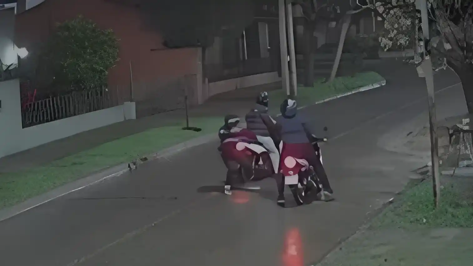 Motochorros asesinaron a un cabo de la Policía Federal en un robo en Loma Hermosa. Foto: Agencia NA/Captura de video