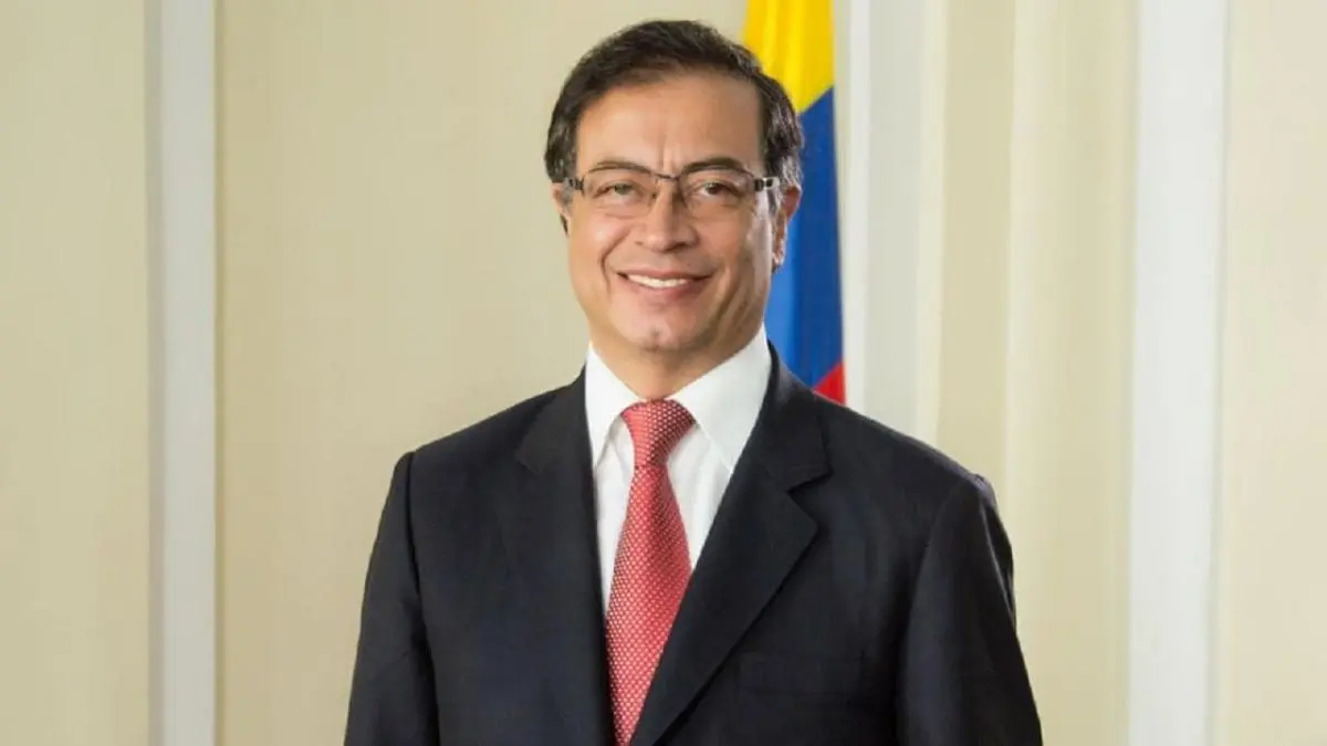 ¿A QUIÉN SE PARECE? Petro ordenó eliminar 120 cargos de la Presidencia  que «lo ocupan gente que no hacen nada»