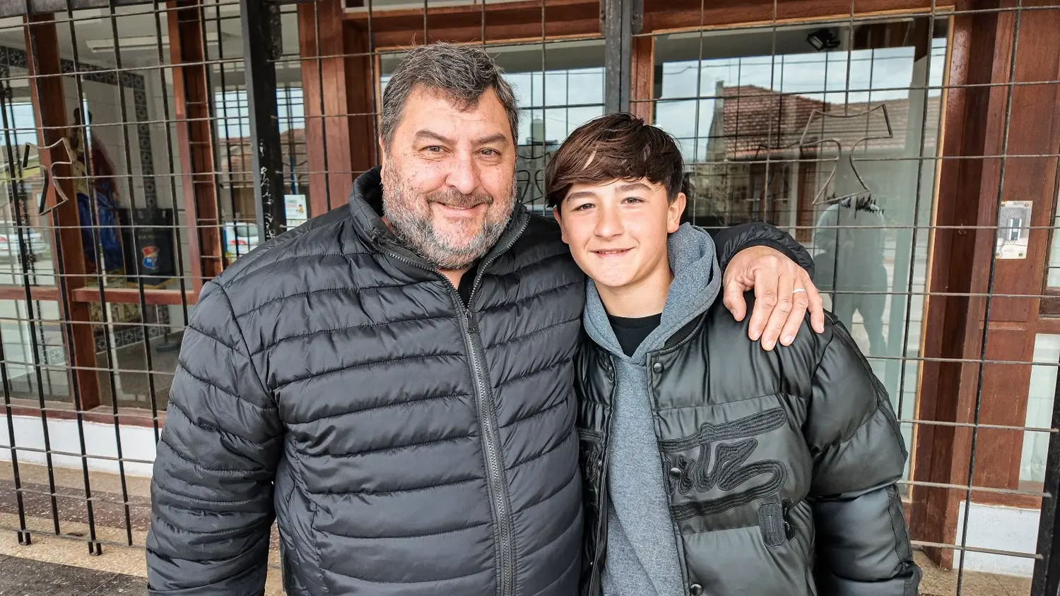 Walter Llinás y su hijo