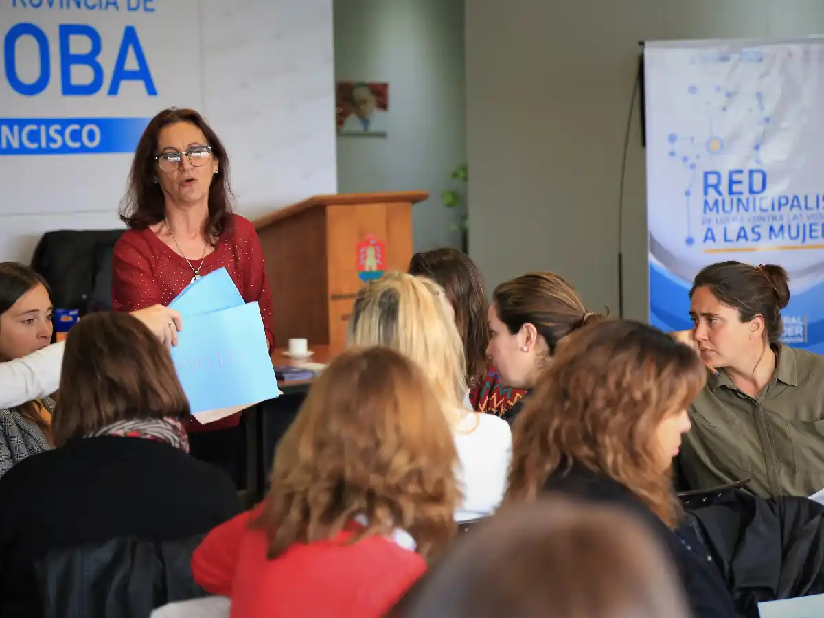 Violencia: ponderan el  trabajo en red mientras  avanza la obra del refugio 